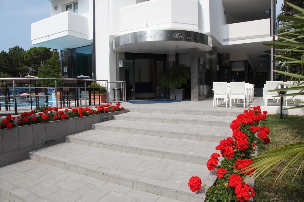 Hotel Bellevue Линьяно-Саббьядоро Экстерьер фото